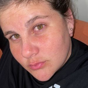 Meet your Posher, Elisa